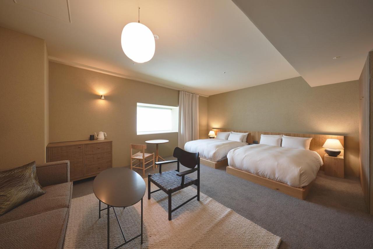 Lepo Chahal Hotel